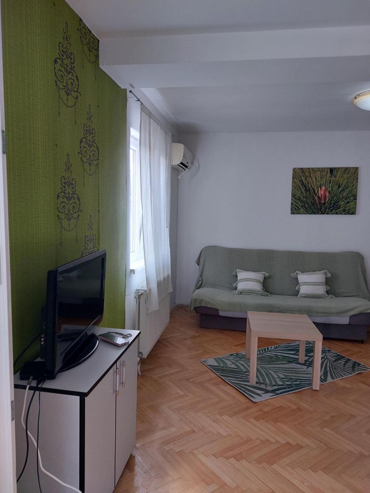 Apartment Kiwi Novi Sad Exteriör bild